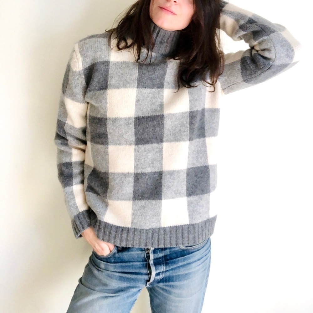 100% lambswool gray gingham sweater